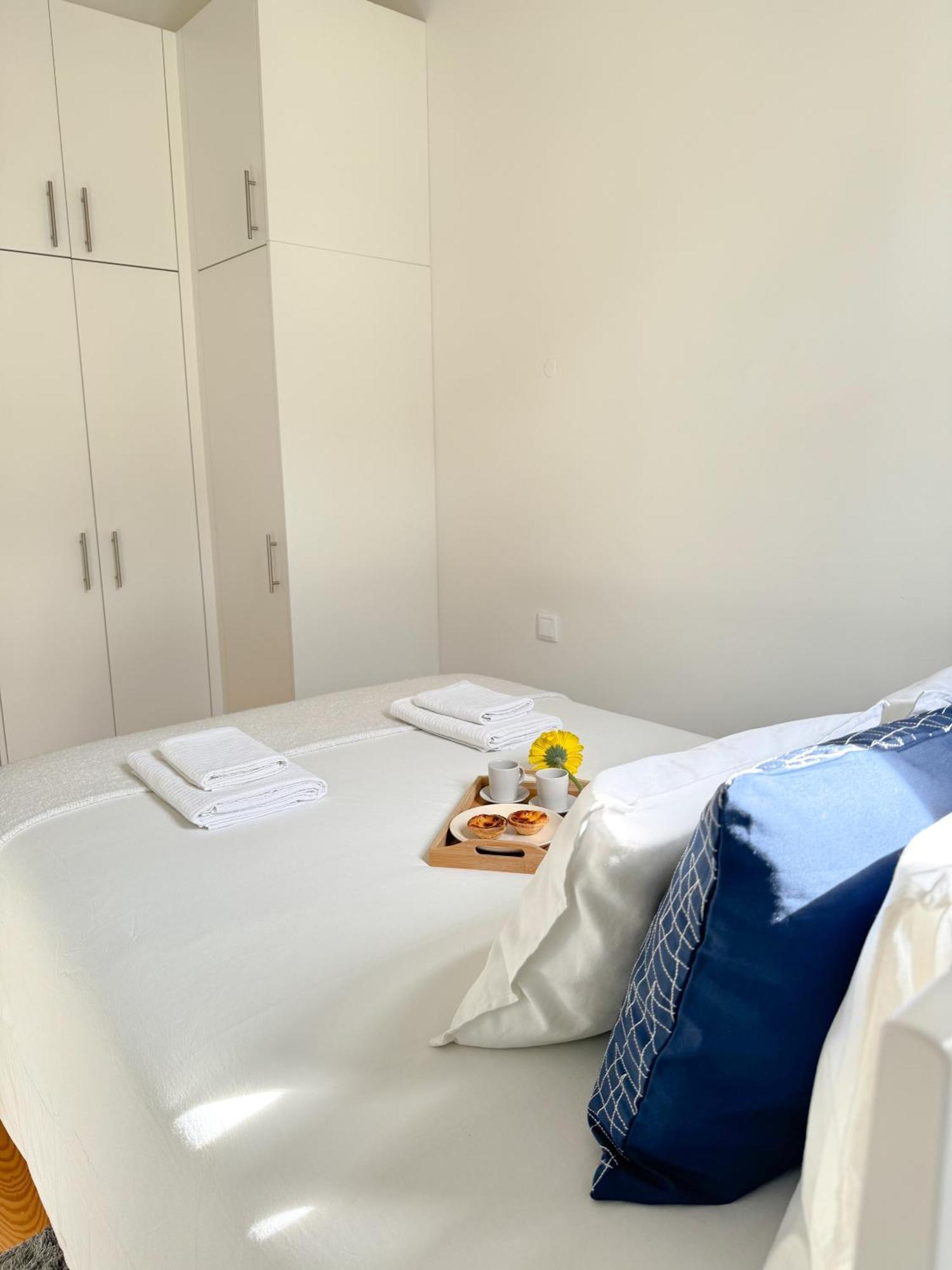 Hospedagem domiciliar Cozy With Privative Bathroom On Rua Augusta *