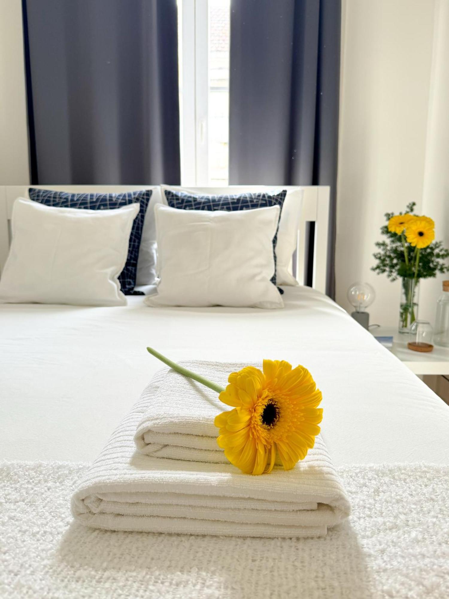 Hospedagem domiciliar Cozy With Privative Bathroom On Rua Augusta *